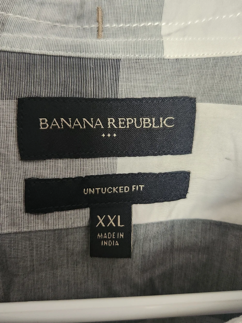 Banana Republic Men's Gray and White Buffalo Check Button-Down Shirt